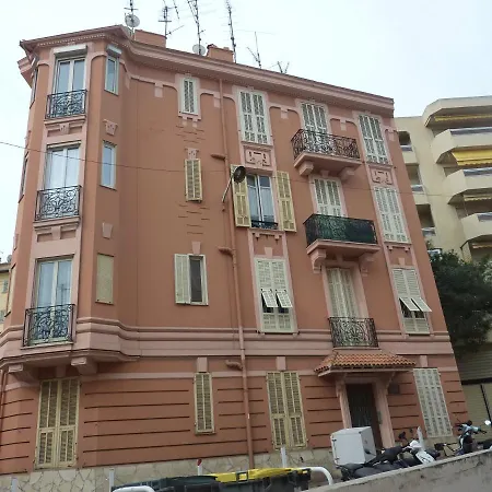 Апартаменты Deux Pieces Aux Porte De Monaco *